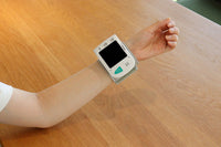 Wrist Blood 
Pressure Monitor
手腕式血壓計