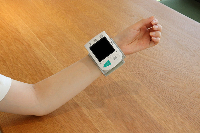 Wrist Blood 
Pressure Monitor
手腕式血壓計