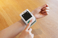 Wrist Blood 
Pressure Monitor
手腕式血壓計