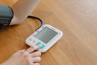 Upper-arm blood
Pressure Monitor
上臂式血壓計