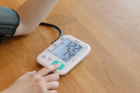 Upper-arm blood
Pressure Monitor
上臂式血壓計