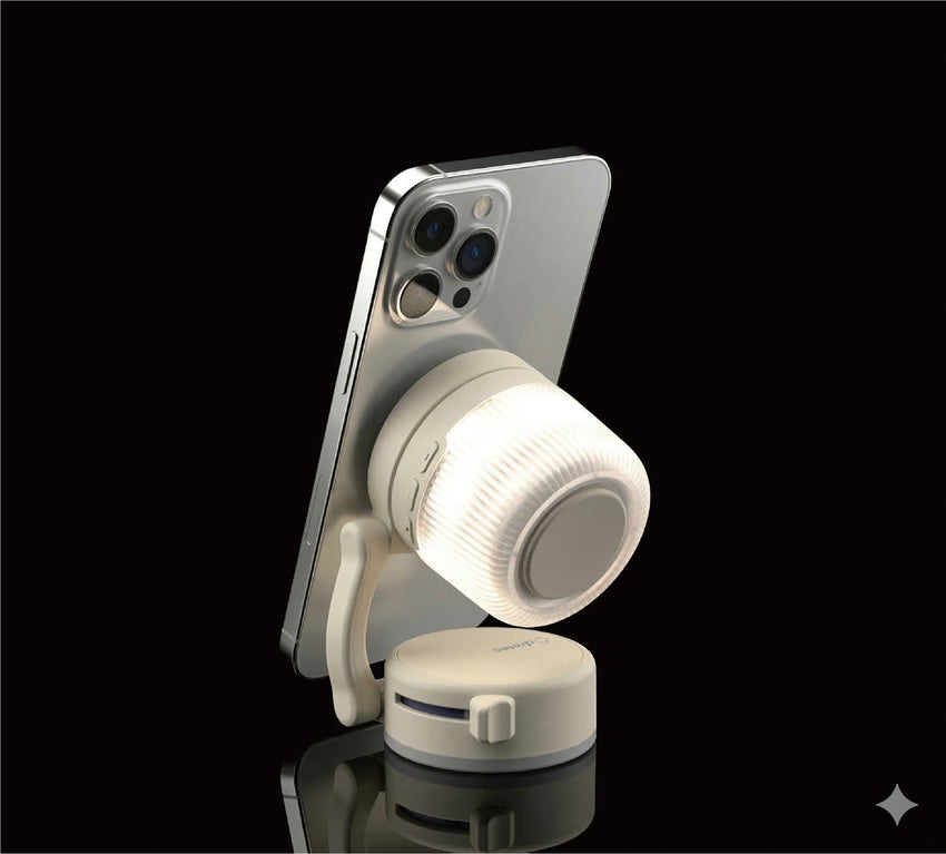 Sora Foldable Magnetic Phone Stand